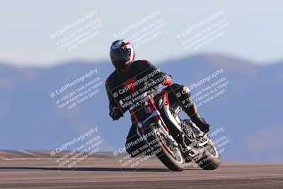 media/Nov-06-2023-Moto Forza (Mon) [[ce023d0744]]/4-Beginner Group/Session 5 (Turn 9)/